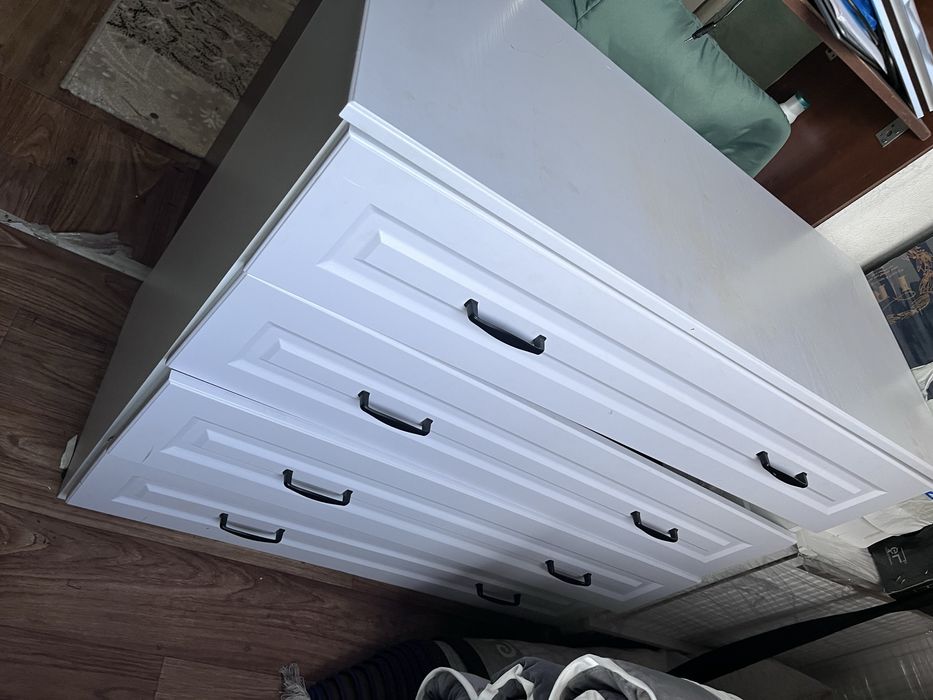 Шкаф,комод,тумбочка