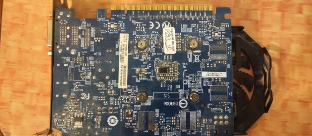 Продам gigabyte gtx750 ti 4gb