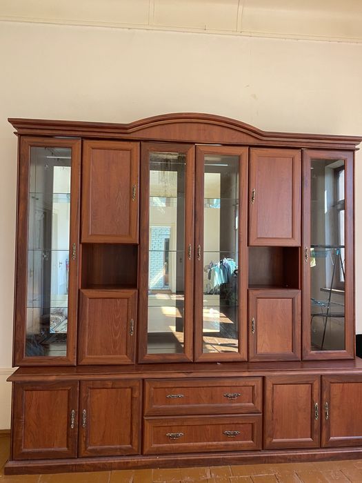 Стенка сотилади.