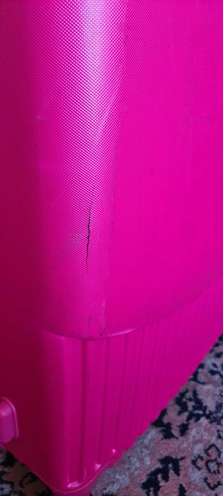 Твърд ABS куфар 76 см. с четири колелца Gabol