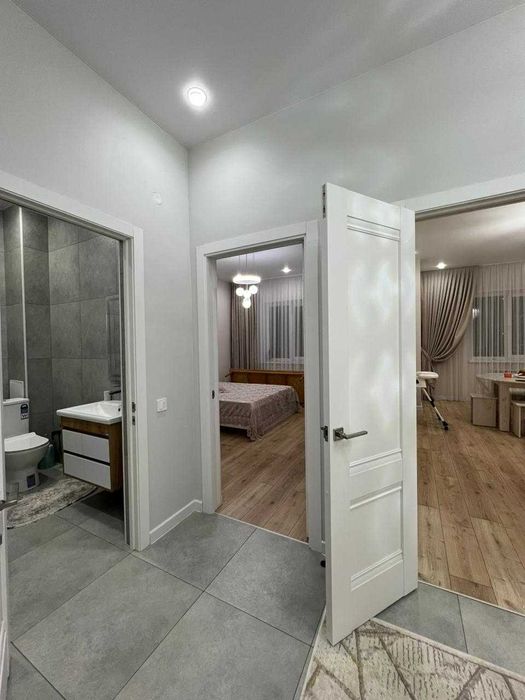 Продам 2х комн Батыс ЖК Сункар