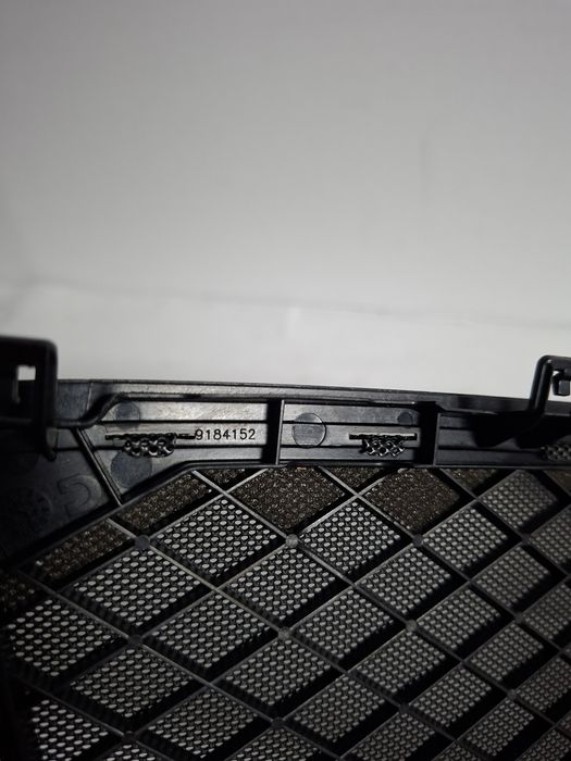 Set Grile Boxe BMW X3 F25 (2010-2017) - Grilă Centrală Bord + Capace Tweetere Uși