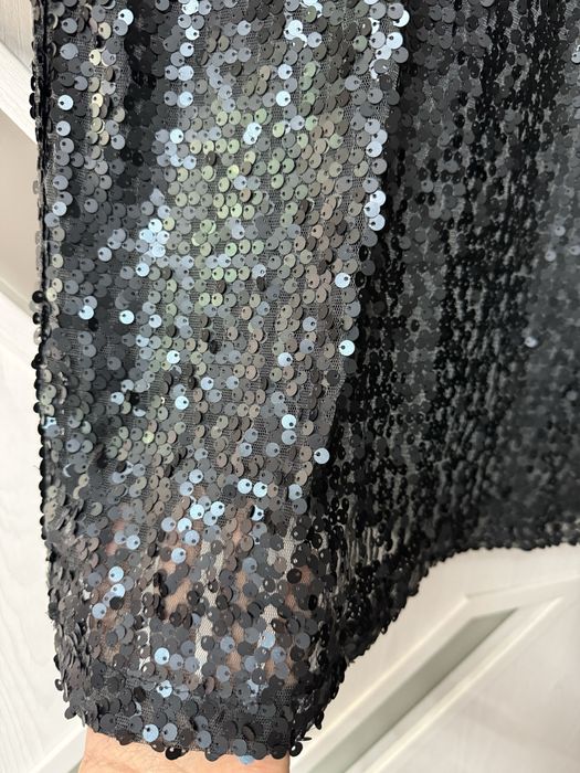 ZARA пайетена рокля