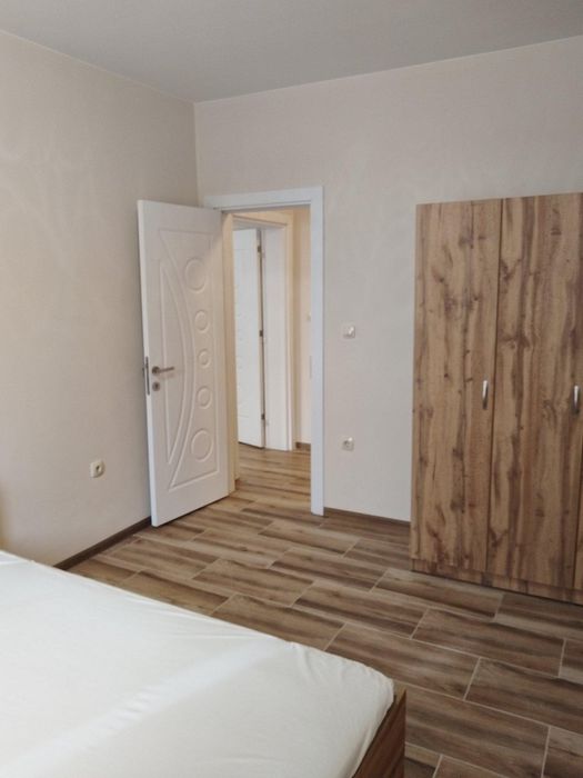 Дава се под наем Тристаен апартамент в Пловдив, Остромила - 100 кв.м за 500 € - Снимка #5