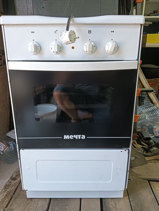 Продам электрическую плиту ,,Мечта’’