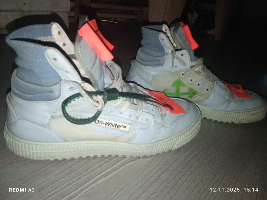 Off white court  full blue