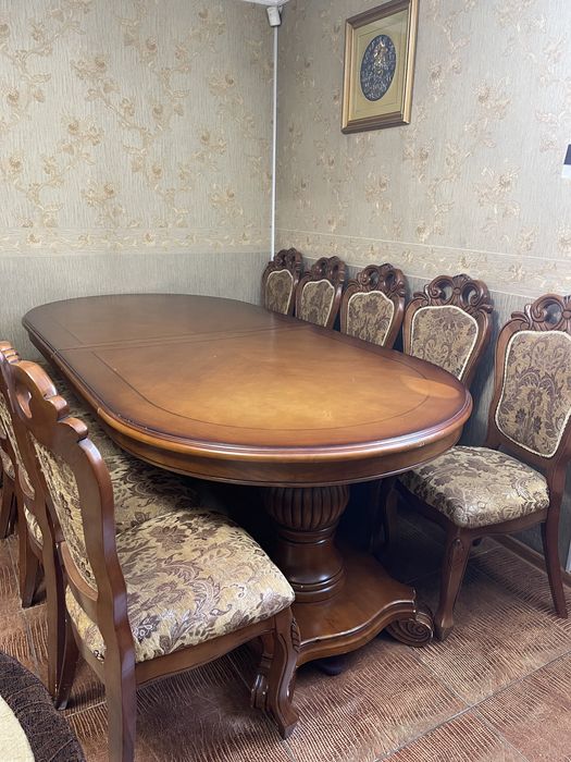 Продам стол со стульями