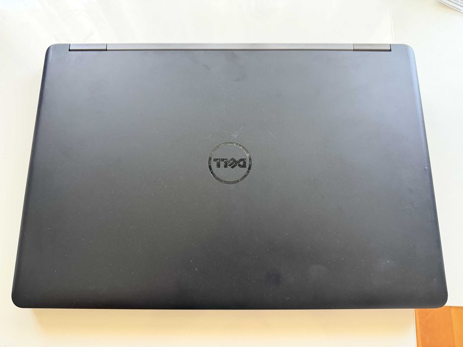 Dell Latitude E5550 — i5-5200U, 8GB RAM, SSD 256GB, Windows 10 Pro