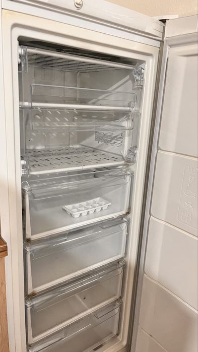Indesit DSZ 214 л белый