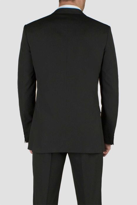 Пиджак с брюками от датского бренда Bruuns.