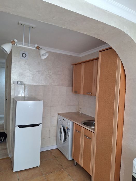 Продам 3 - х комн квартиру