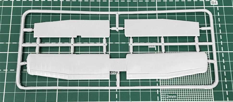 Сборная модель самолета Як-12 (Амодел, 1:72)