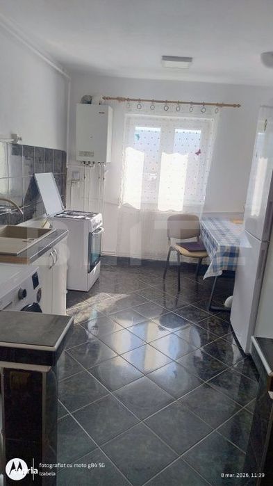 Apartament 2 camere decomandat cu 2 balcoane, zona linistita – oport