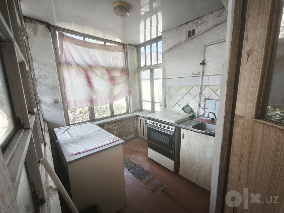 Продам дом 4 сотки первая линия фасад 14,30