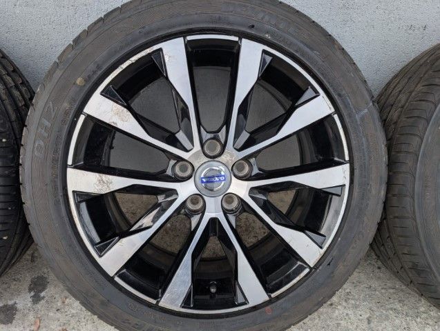 Jante RODINIA 17" Volvo V40 S60 V60 S80 V70 C30 C70 Anvelope 215/50R17 - 31664557