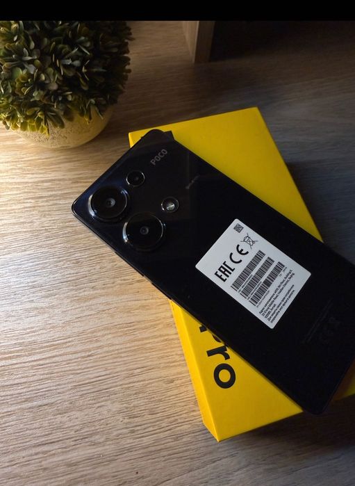 POCO M6 PRO / 256 GB / идеальное состояние