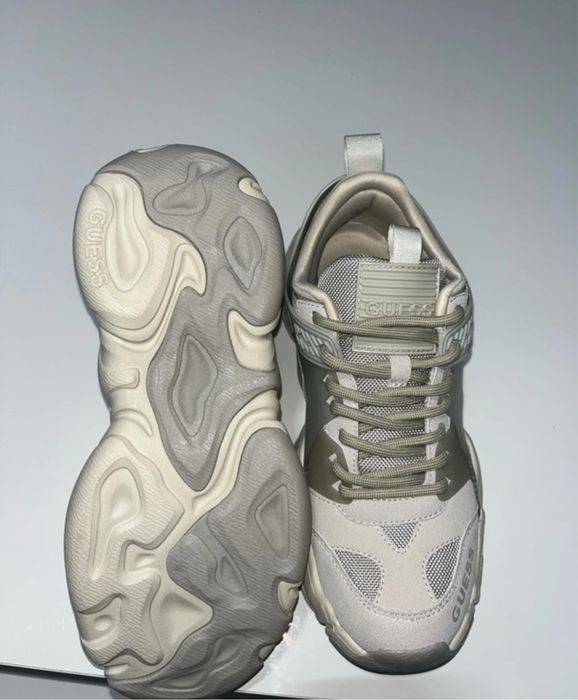 Papuci guess origininali