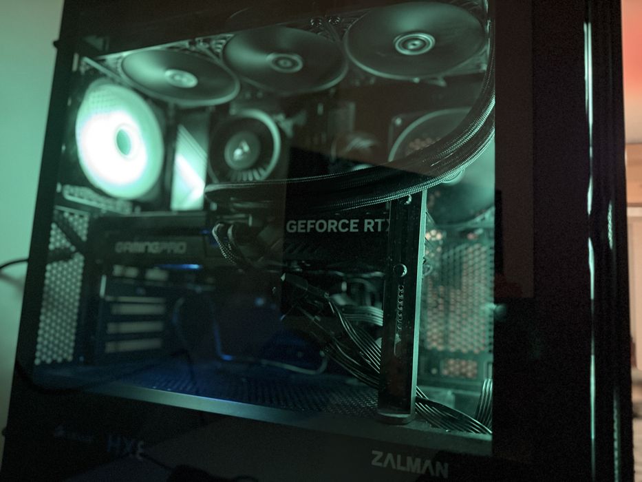 Продавам Ryzen 9900x с дъно за него, бартер