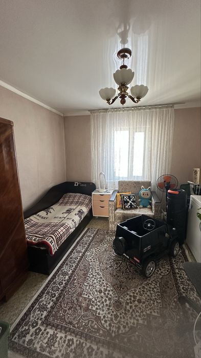 Продается дом с земнльным участком