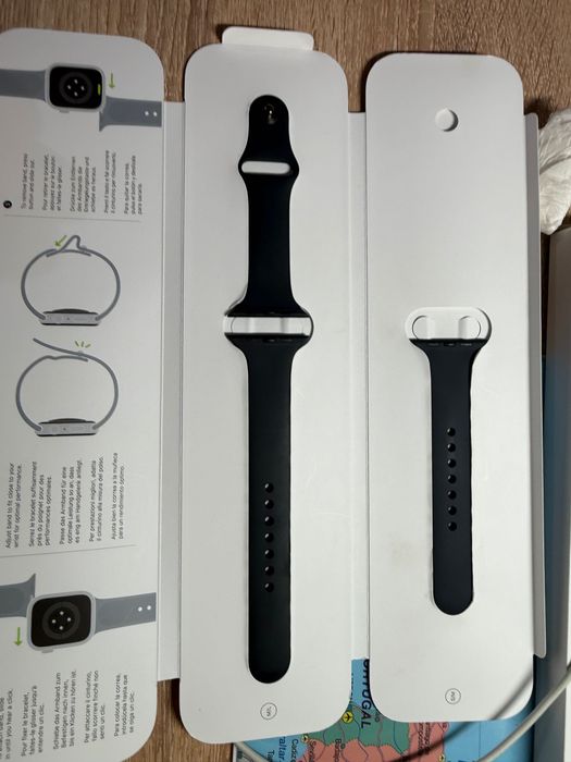 Продавам Apple Watch SE2
