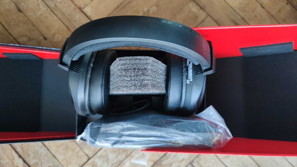 Asus ROG Theta Electret  гаранция до 4.07.2027