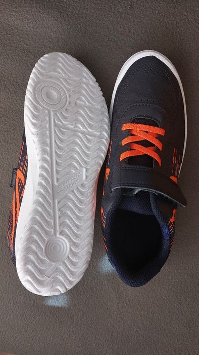 Маратонки- 38 номер