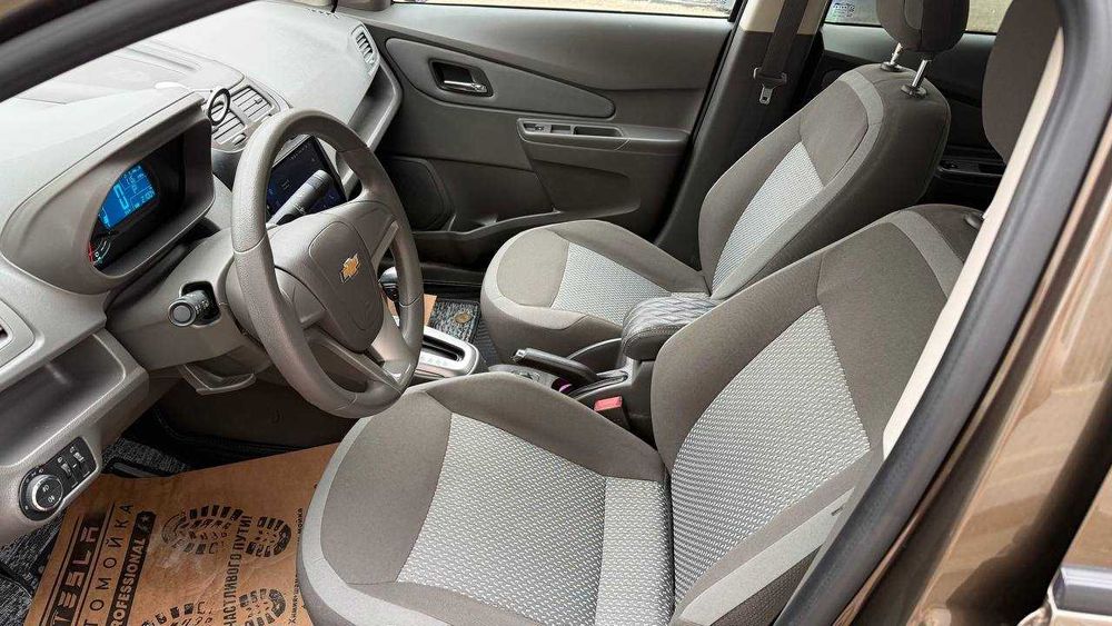 Cobalt 2023 йил кузов 2024.  Сотилади срочно.