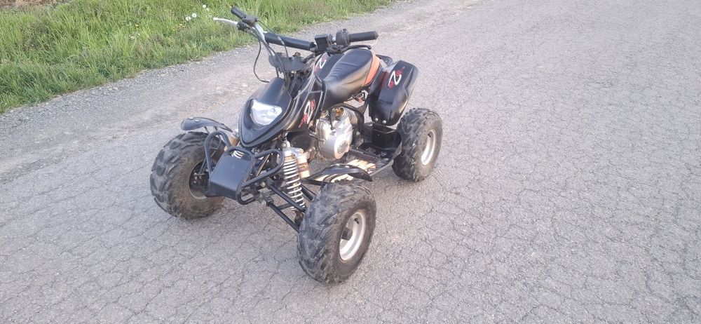 Vand atv 125cc aproape nou