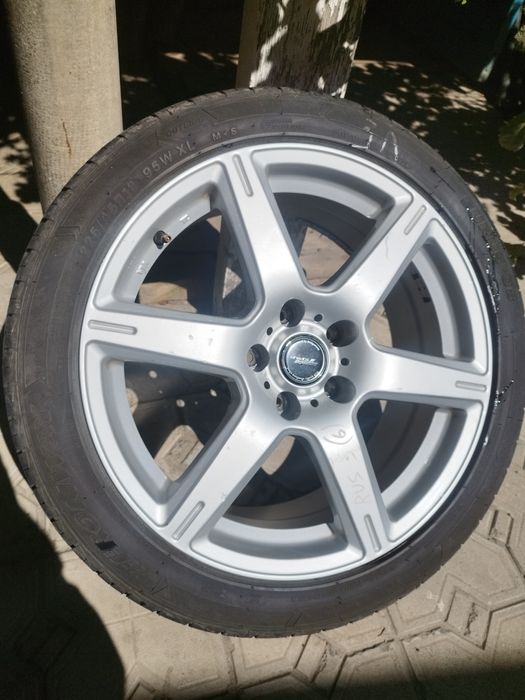 Продам диски с летней резиной