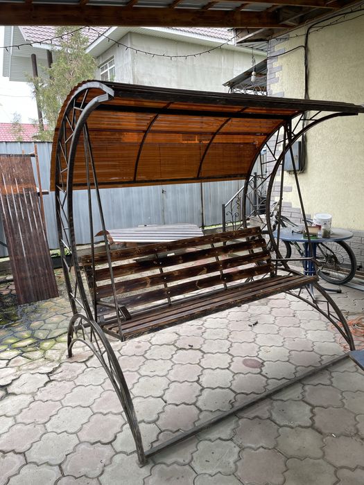 Продам качели садовые