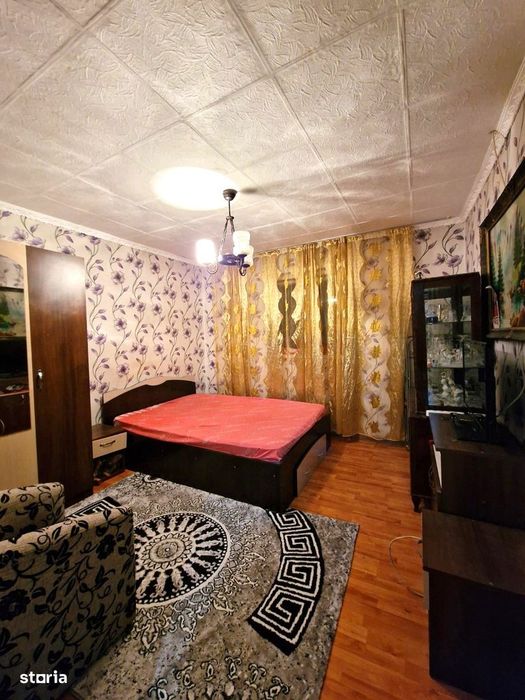 Pantelimon -casa  – 93 mp utili, teren 275 mp, an 1980, zonă liniștită