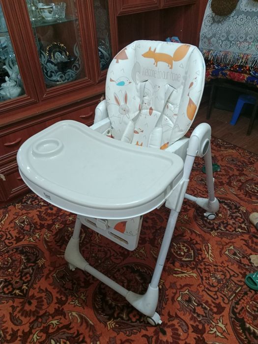 Детский столик для кормления