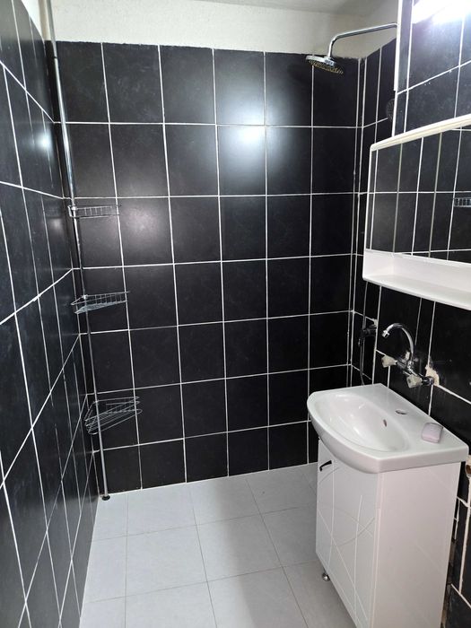 Дава се под наем Двустаен апартамент в София, Фондови жилища - 70 кв.м за 459 € - Снимка #1