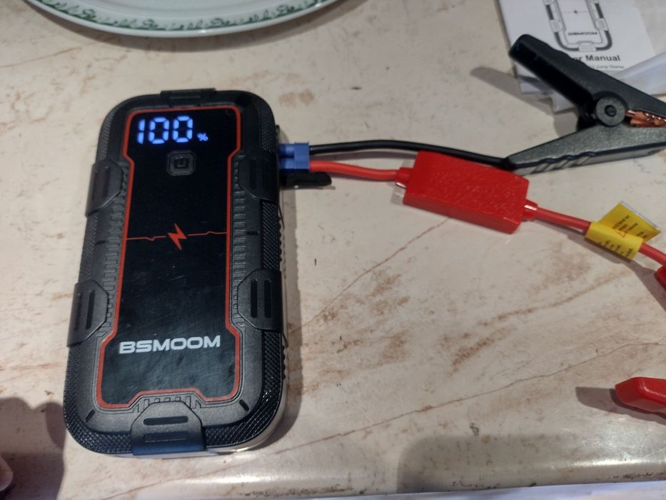 Стартерен Бустер за стартиране на автомобили