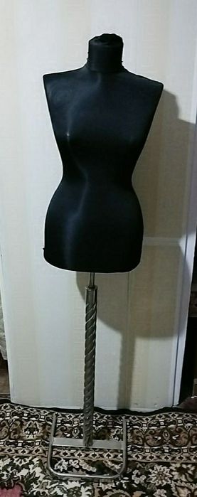 Манекены женские Новые