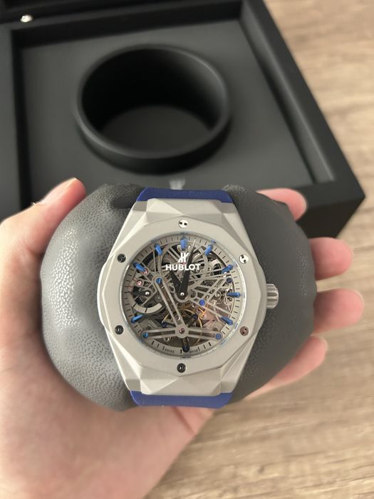 Hublot часы с коробкой