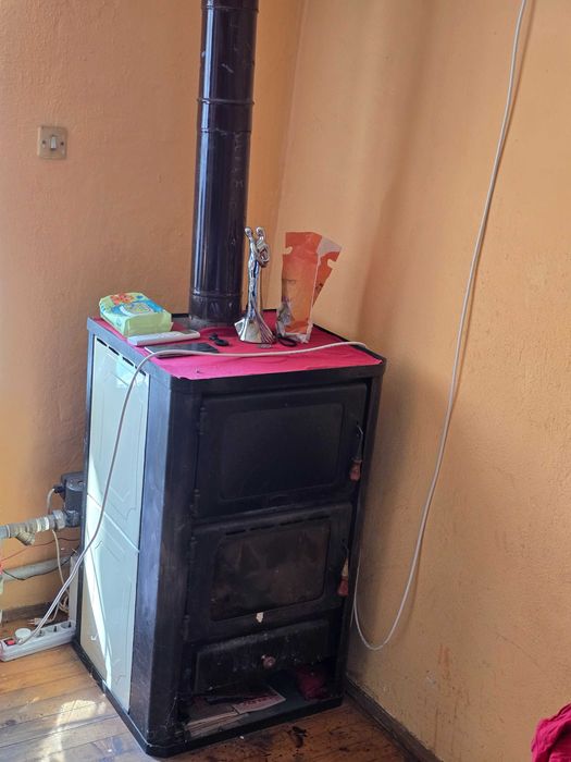 Печка с водна риза и фурна