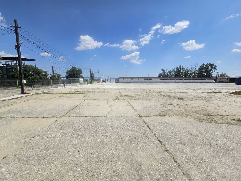 Inchiriez platforma betonata A1 km 94 langa Pitesti – acces TIR, utilitati, PSI, supraveghere video