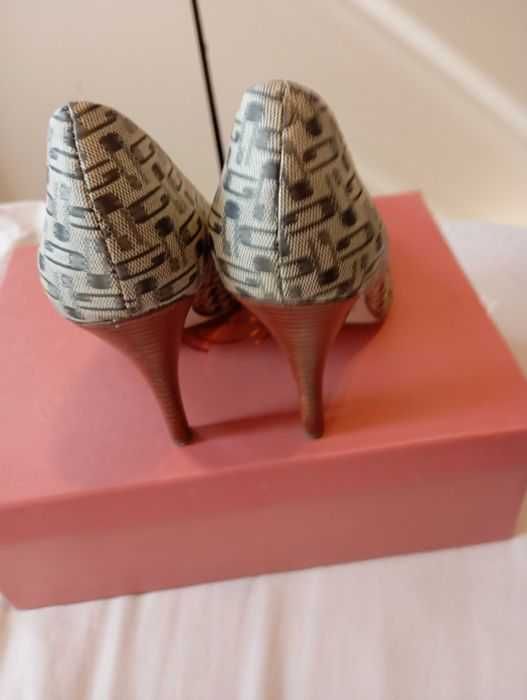 Pantofi eleganți Guess nr.39