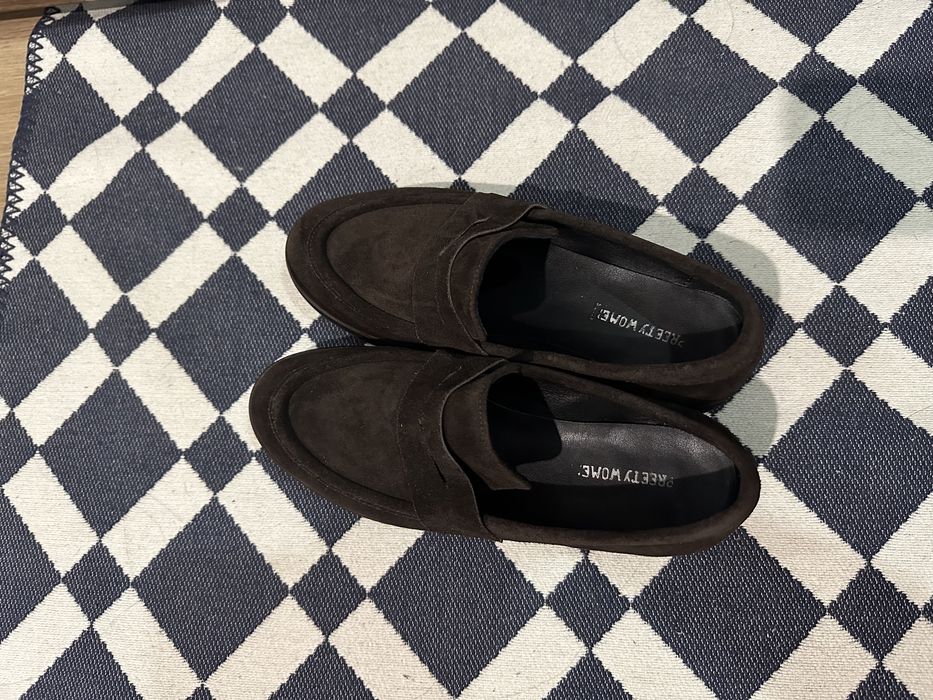 Продам замшевые лоферы