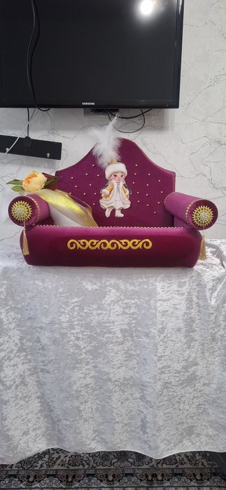 Балалар мерекесіне тойбастар.