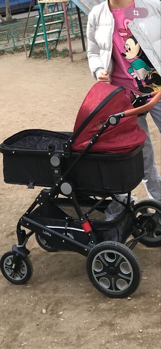 продаю коляску новый