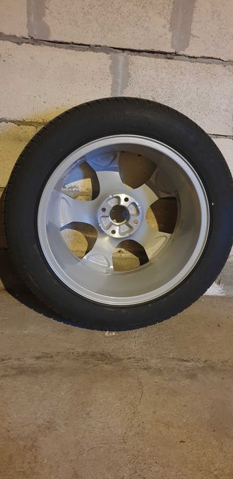 гума джанта 17''Пежо Ситроен- 1 бр.Ново