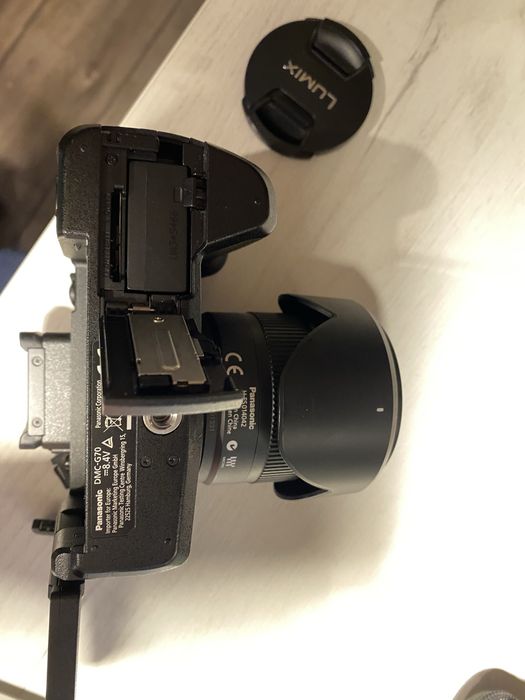Panasonic Lumix G7 + 14–42mm Kit – Пълен комплект, отлично състояние