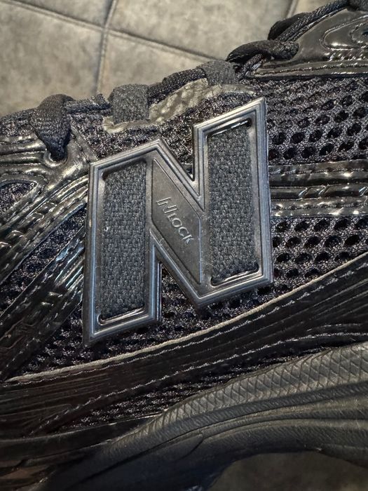 New Balance 1906r Sneakers Black Patent.