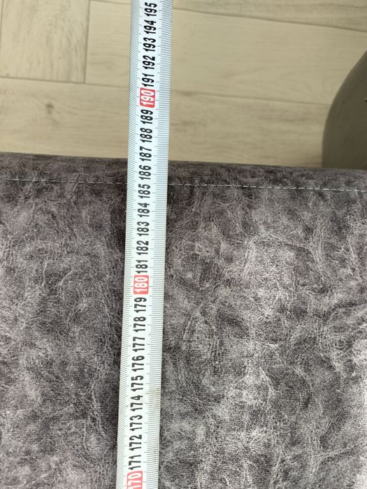 Диван в хорошем состоянии