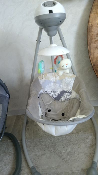 Шезлонг состояние отличное. Юг-Восток договорная