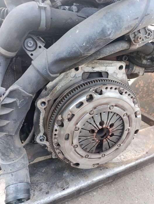 Дизелов двигател 1.6 тди с код CAY 105 кс Фолксваген , Ауди / 1.6 tdi VW , Audi