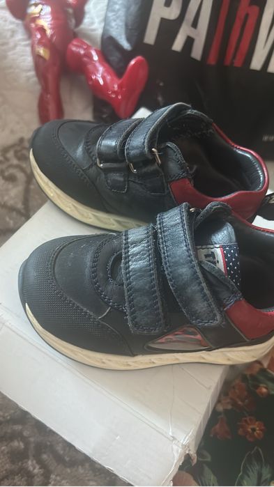 кроссовки кожаные тифлани