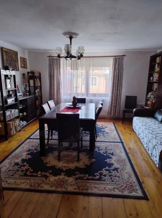 Casă spațioasă 5 camere + 1100 mp teren | Petrești, lângă Sebeș Alba